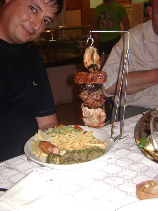 trinacria and his skewers of grilled meat